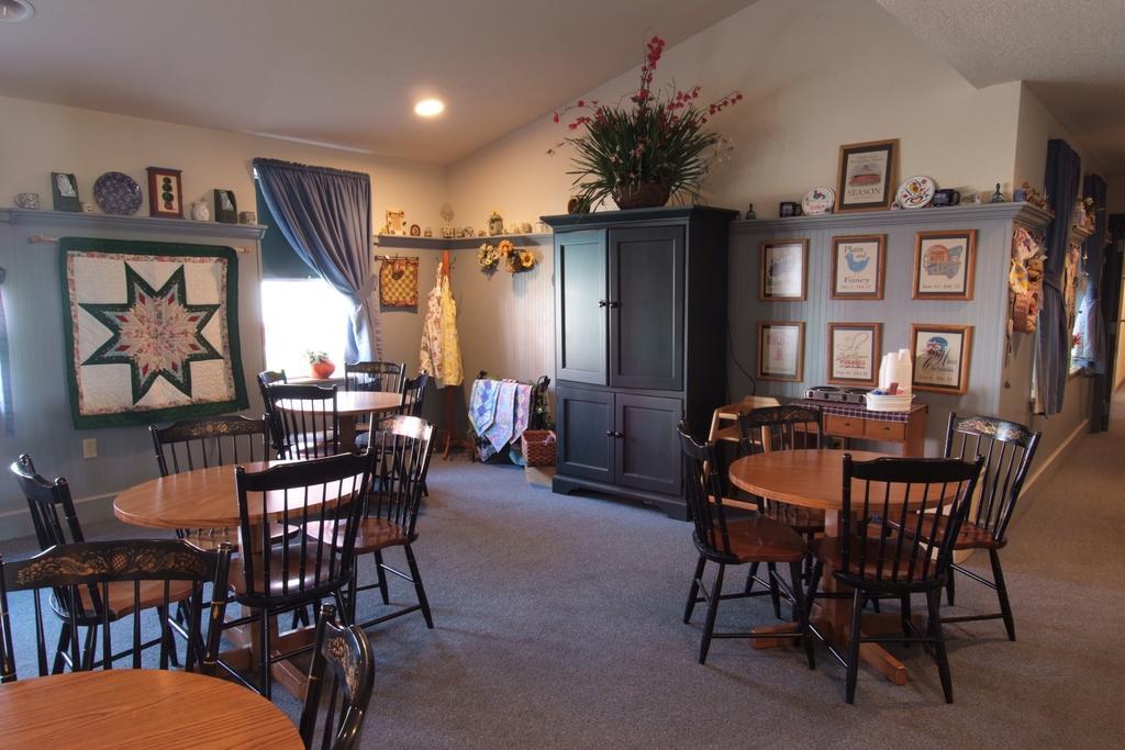 Countryside Inn Nappanee Exteriör bild